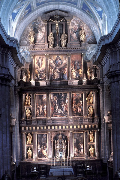 24Retablo y Altar Mayor