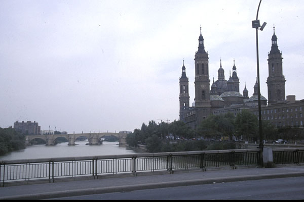 44Rio Ebro y Basilica